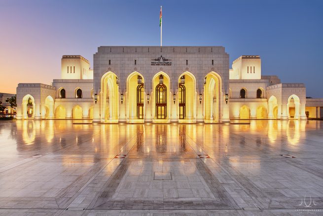 Uwe Neugebauer: Grandpas Opera [Muscat, Oman]